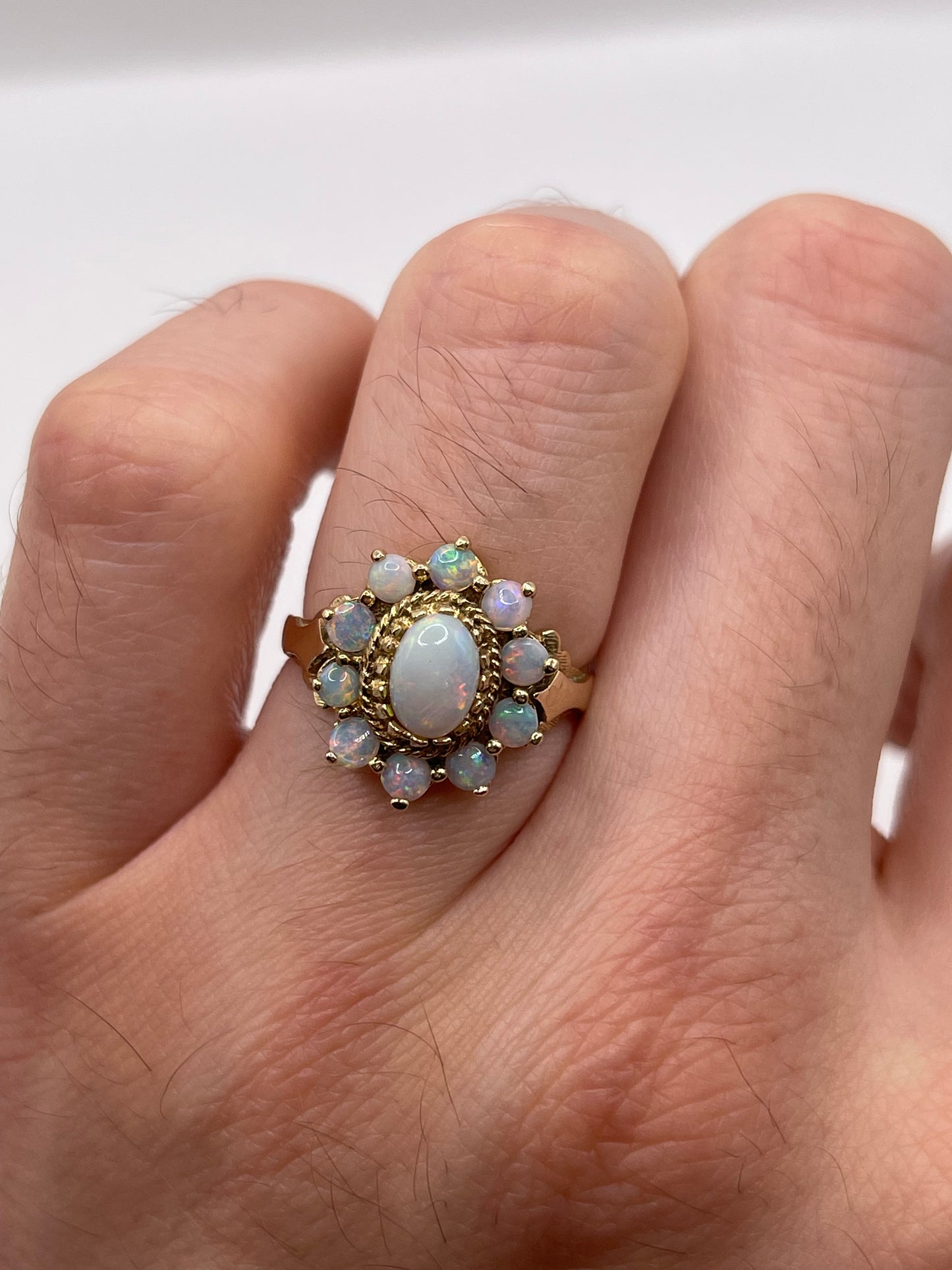 9ct gold opal cluster ring