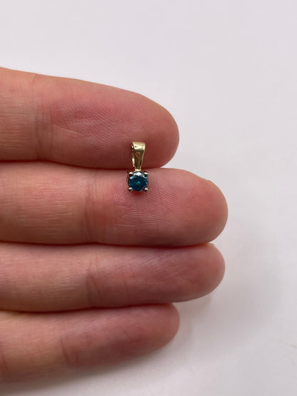 9ct gold blue diamond pendant