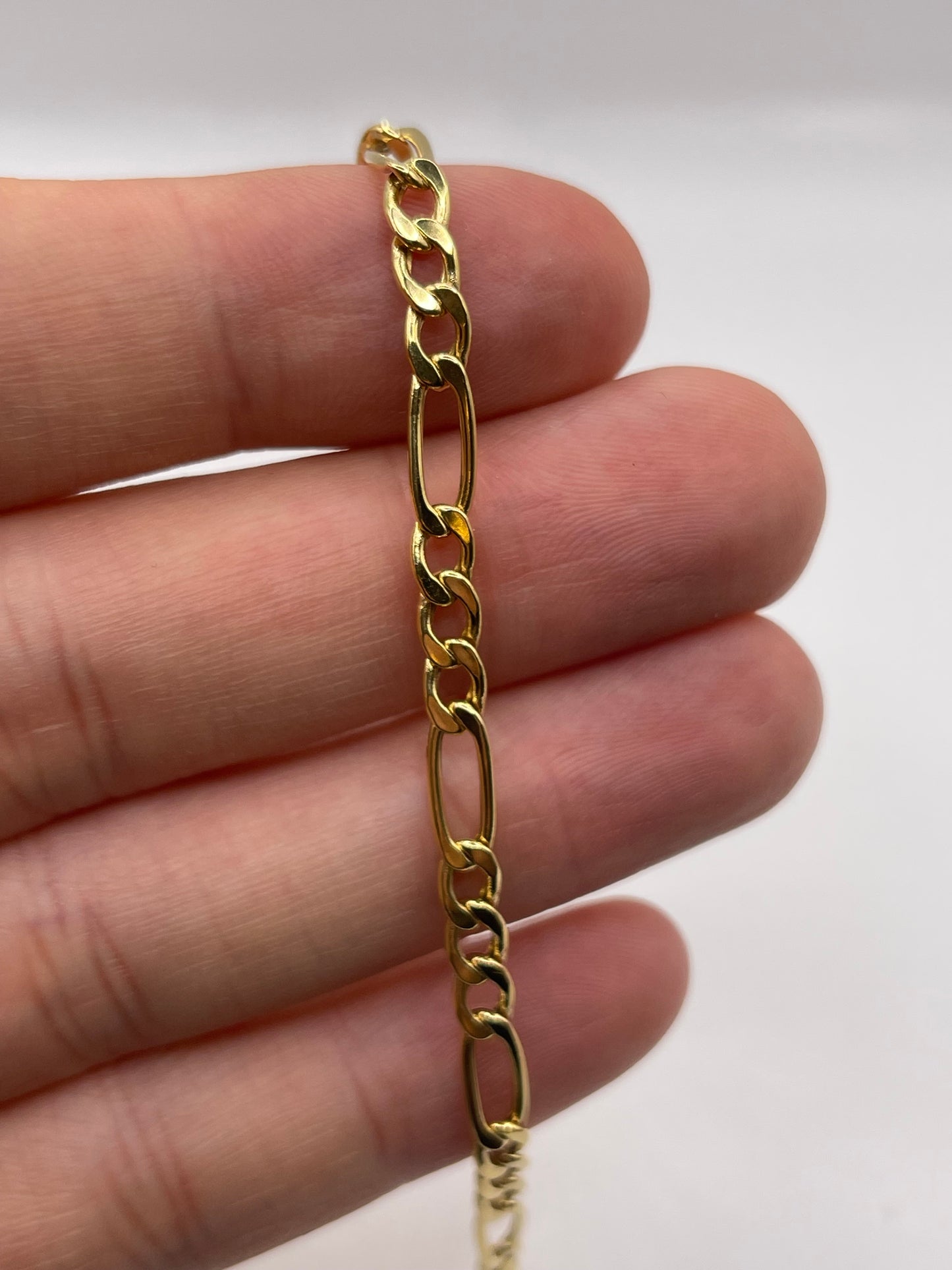 9ct gold bracelet