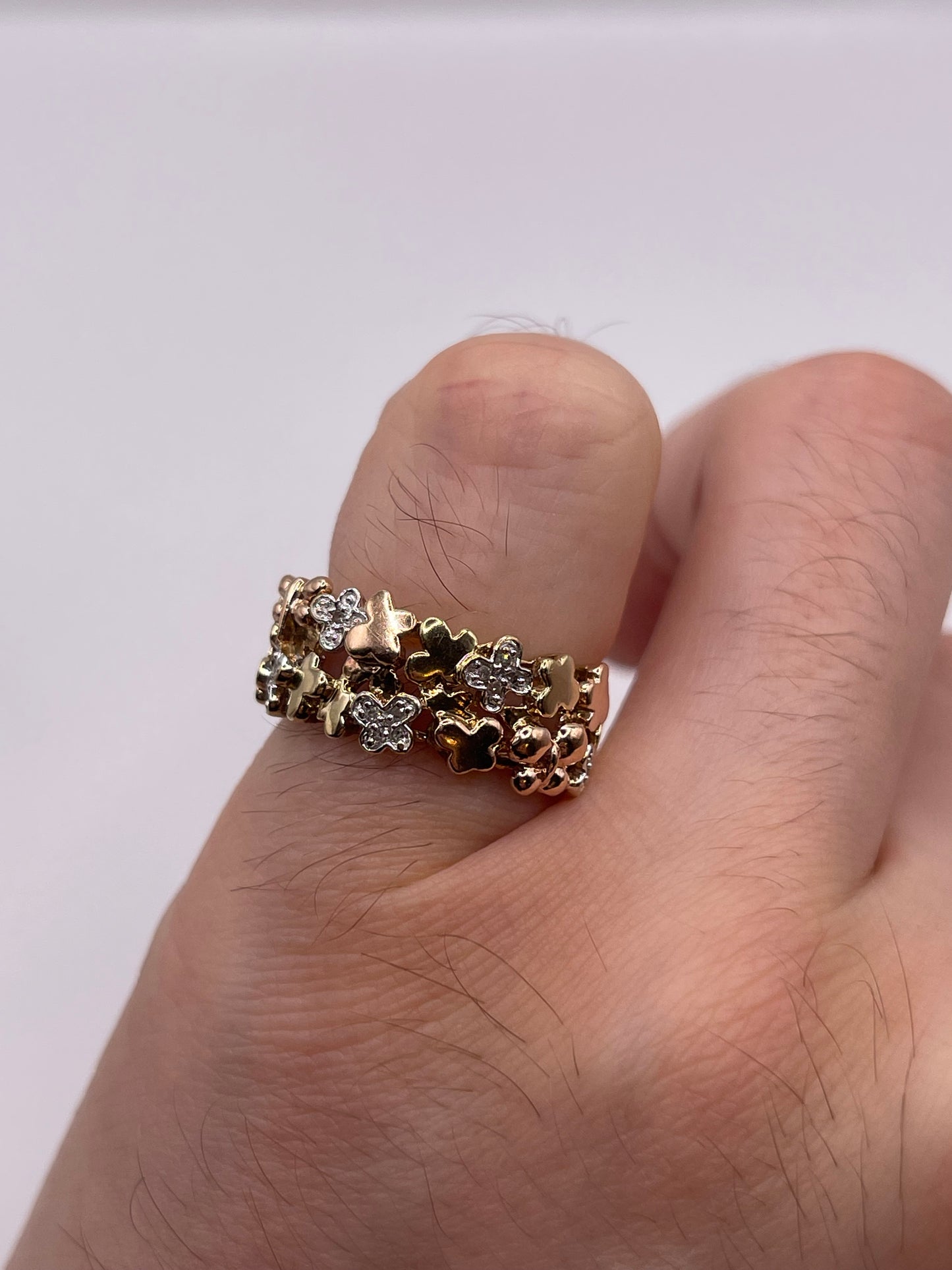 9ct tri gold diamond ring