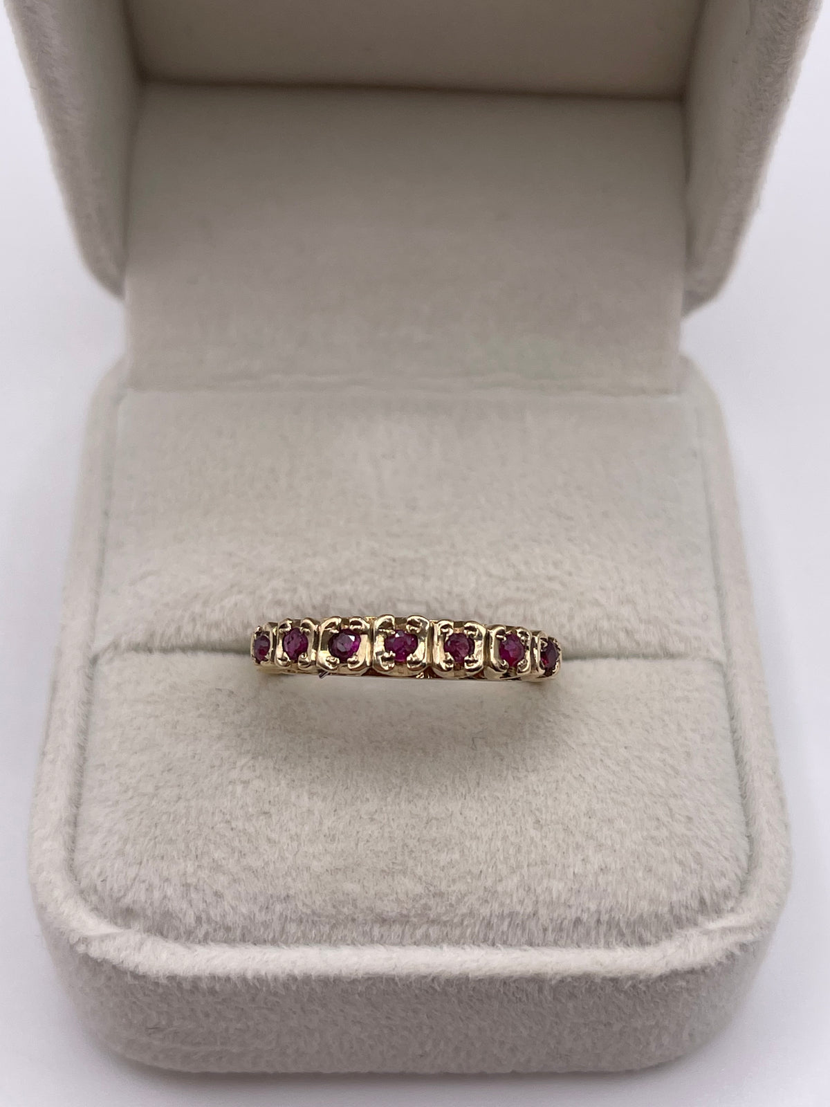 9ct gold ruby ring
