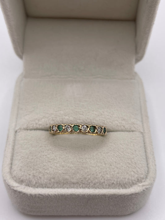 9ct gold emerald and cz ring