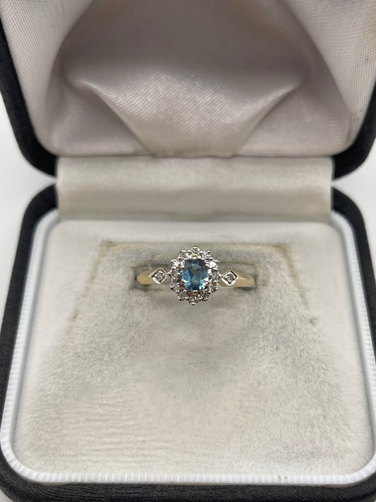 9ct gold topaz and diamond ring