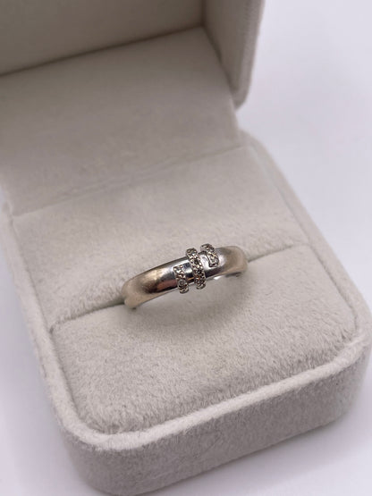 9ct white gold diamond ring