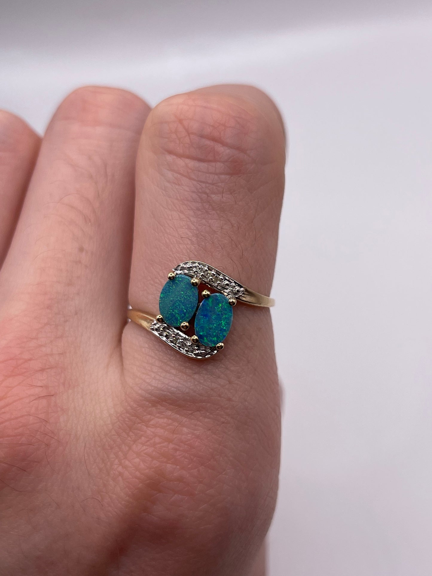 9ct gold opal doublet and diamond ring