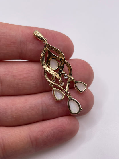 9ct gold opal and diamond pendant