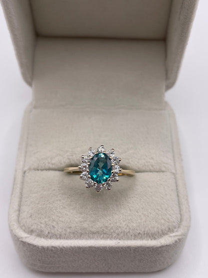 9ct gold topaz and cz ring