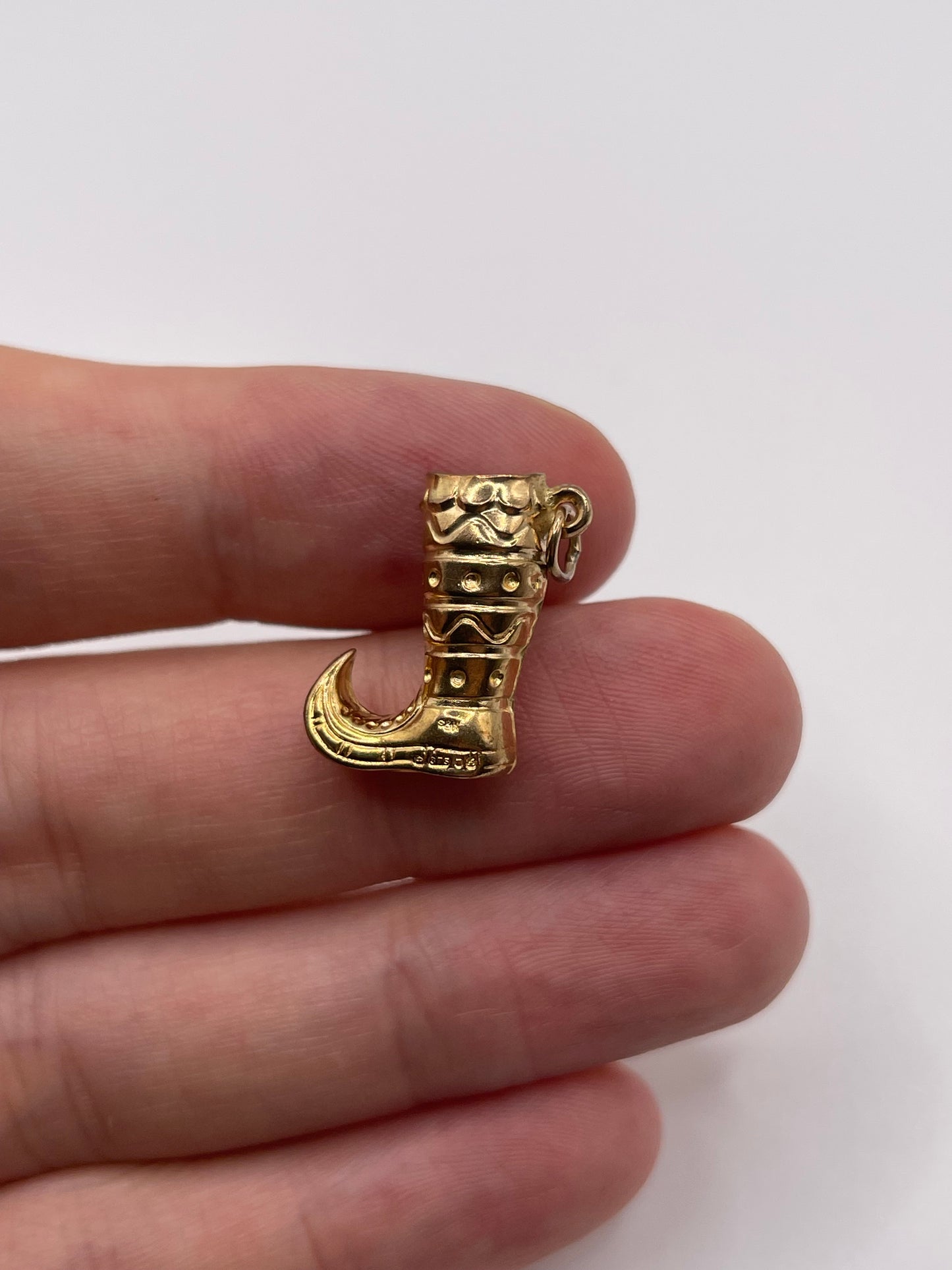 9ct gold jester boot charm