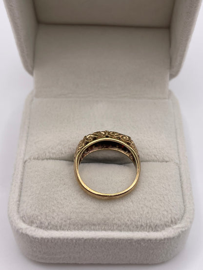 9ct gold garnet ring