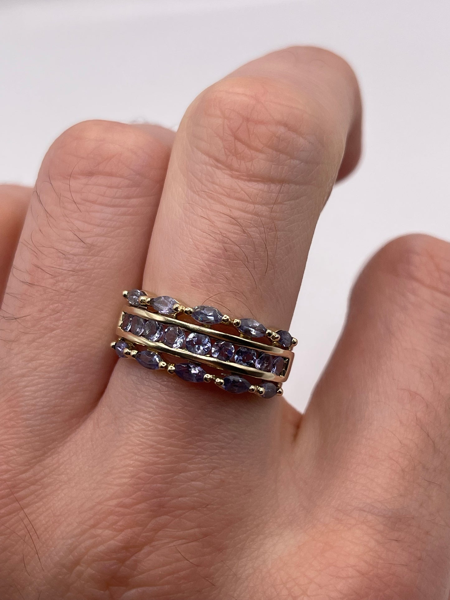9ct gold tanzanite ring