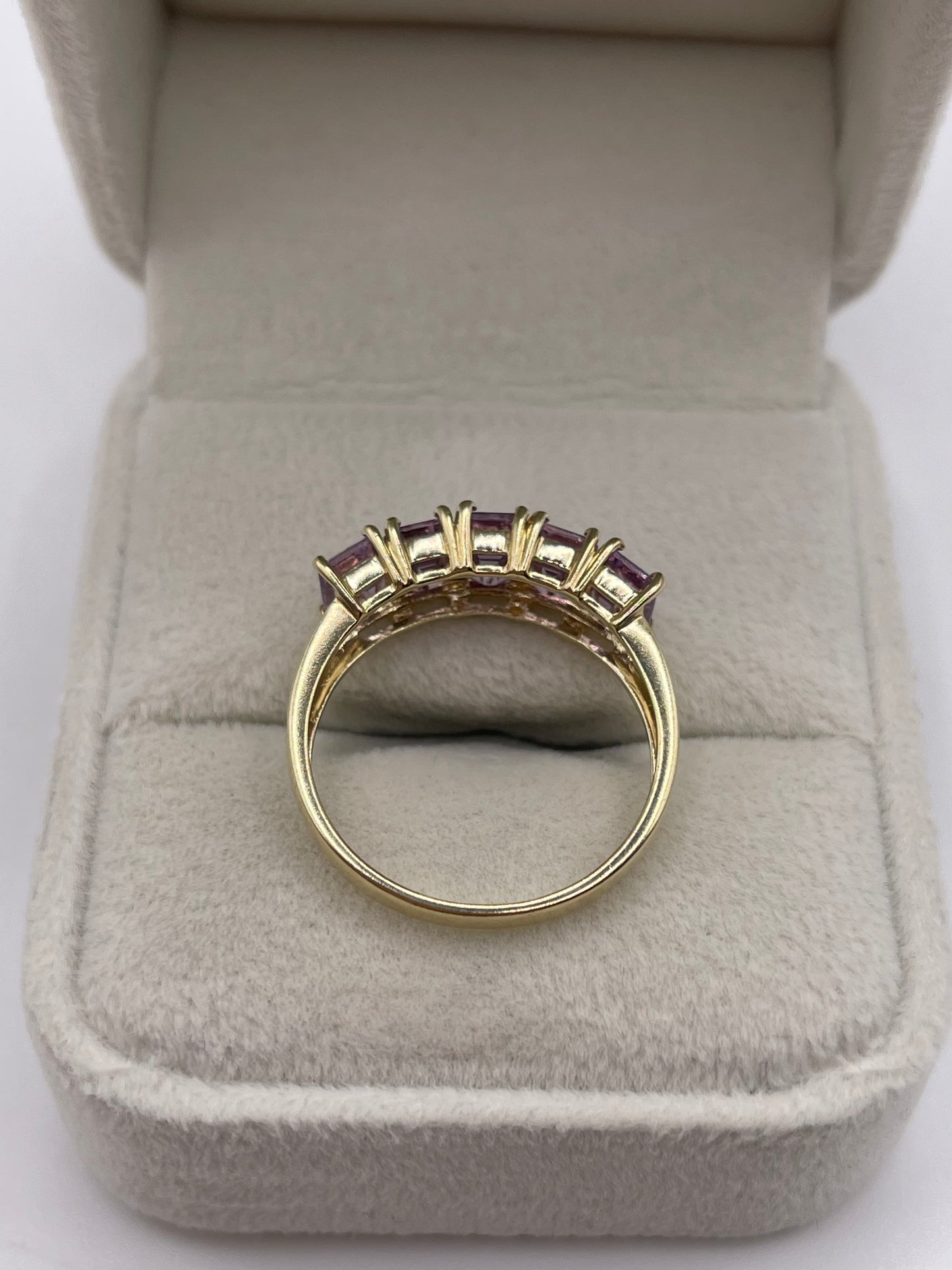 9ct gold amethyst ring