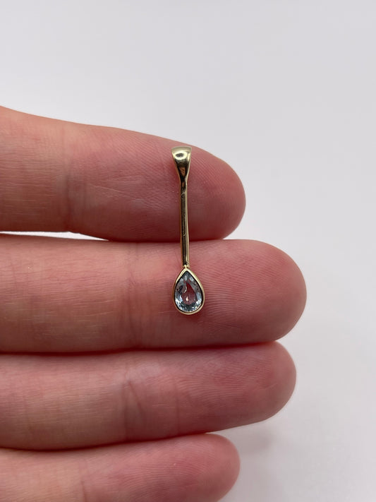 9ct gold topaz pendant