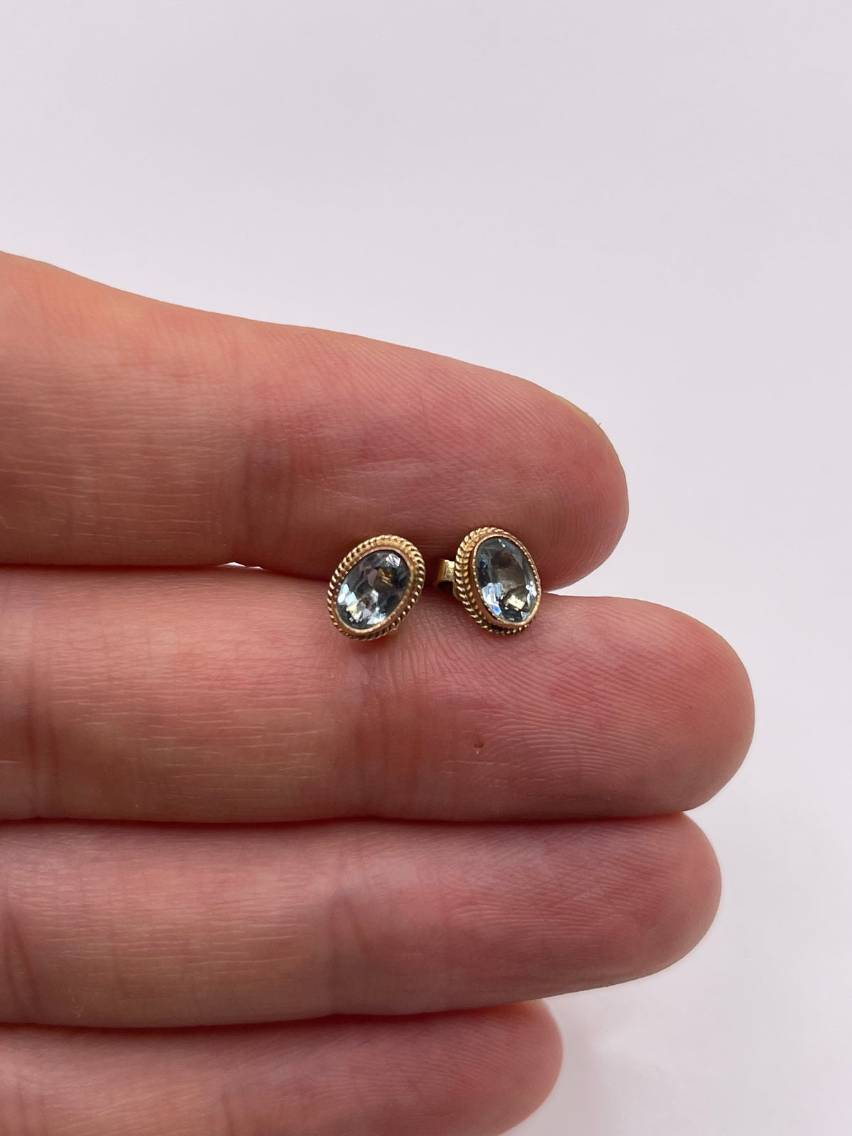 9ct gold topaz earrings