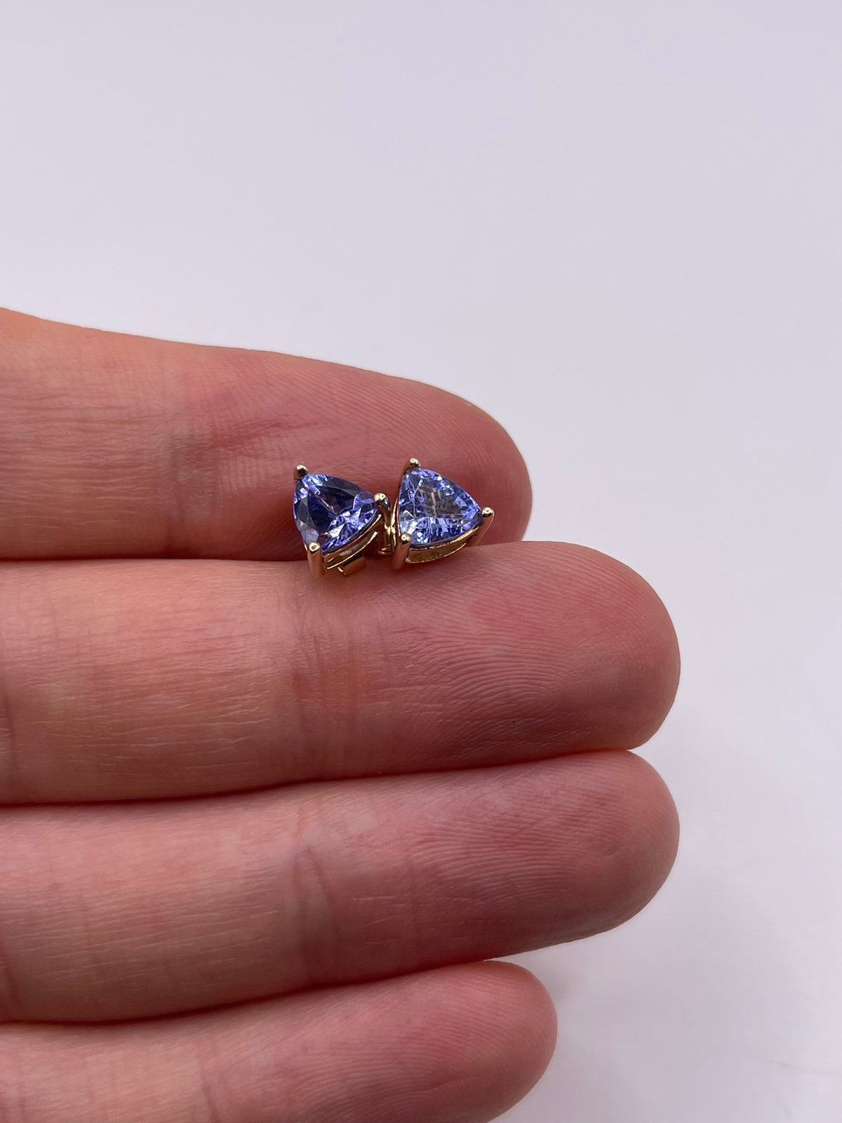 9ct gold tanzanite earrings