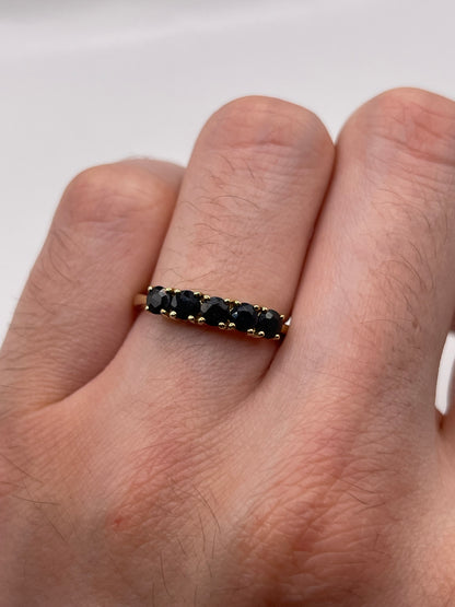 9ct gold sapphire ring