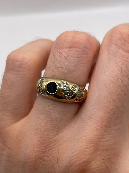 9ct gold kyanite and diamond love ring