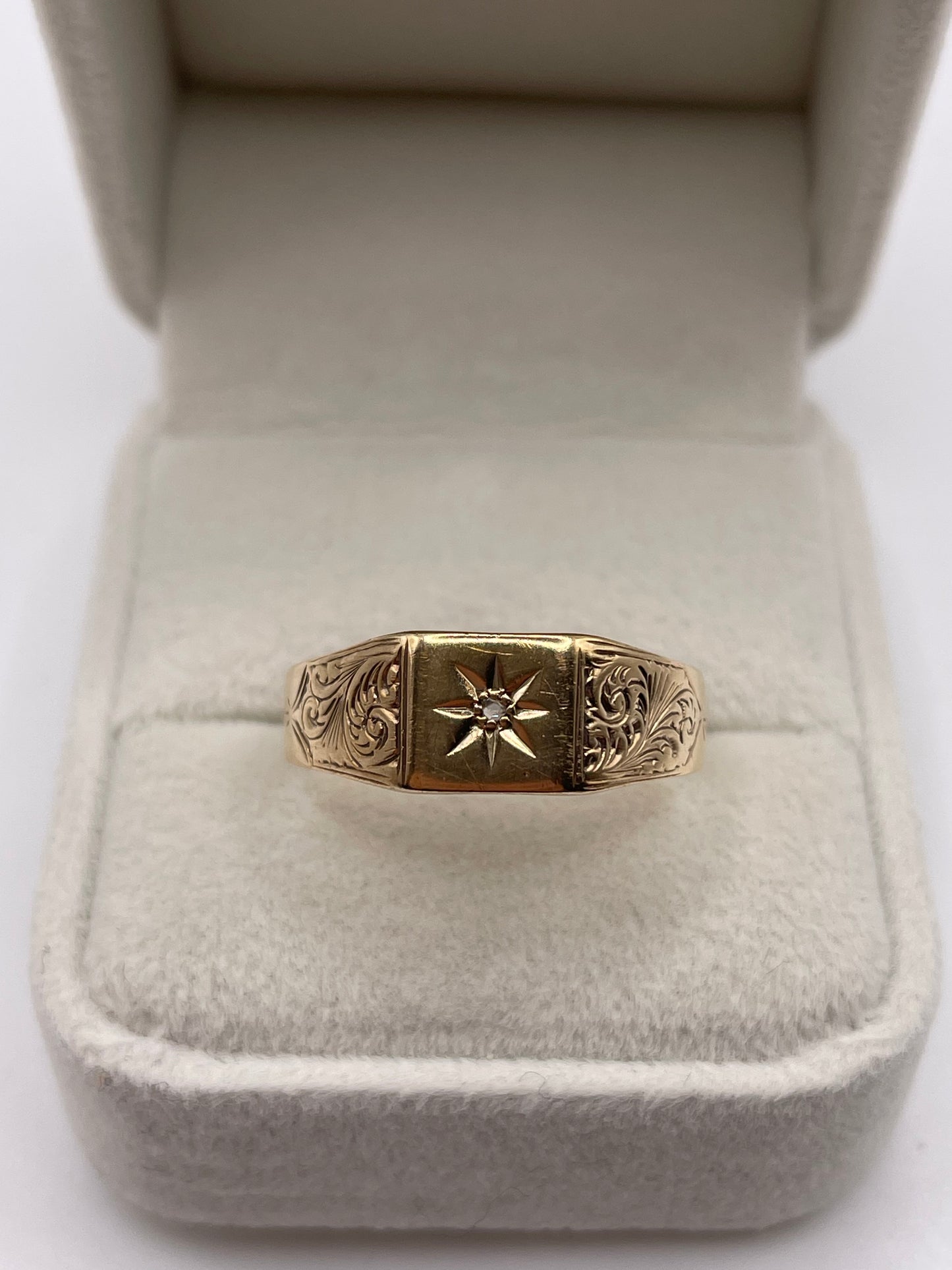 9ct gold diamond signet ring