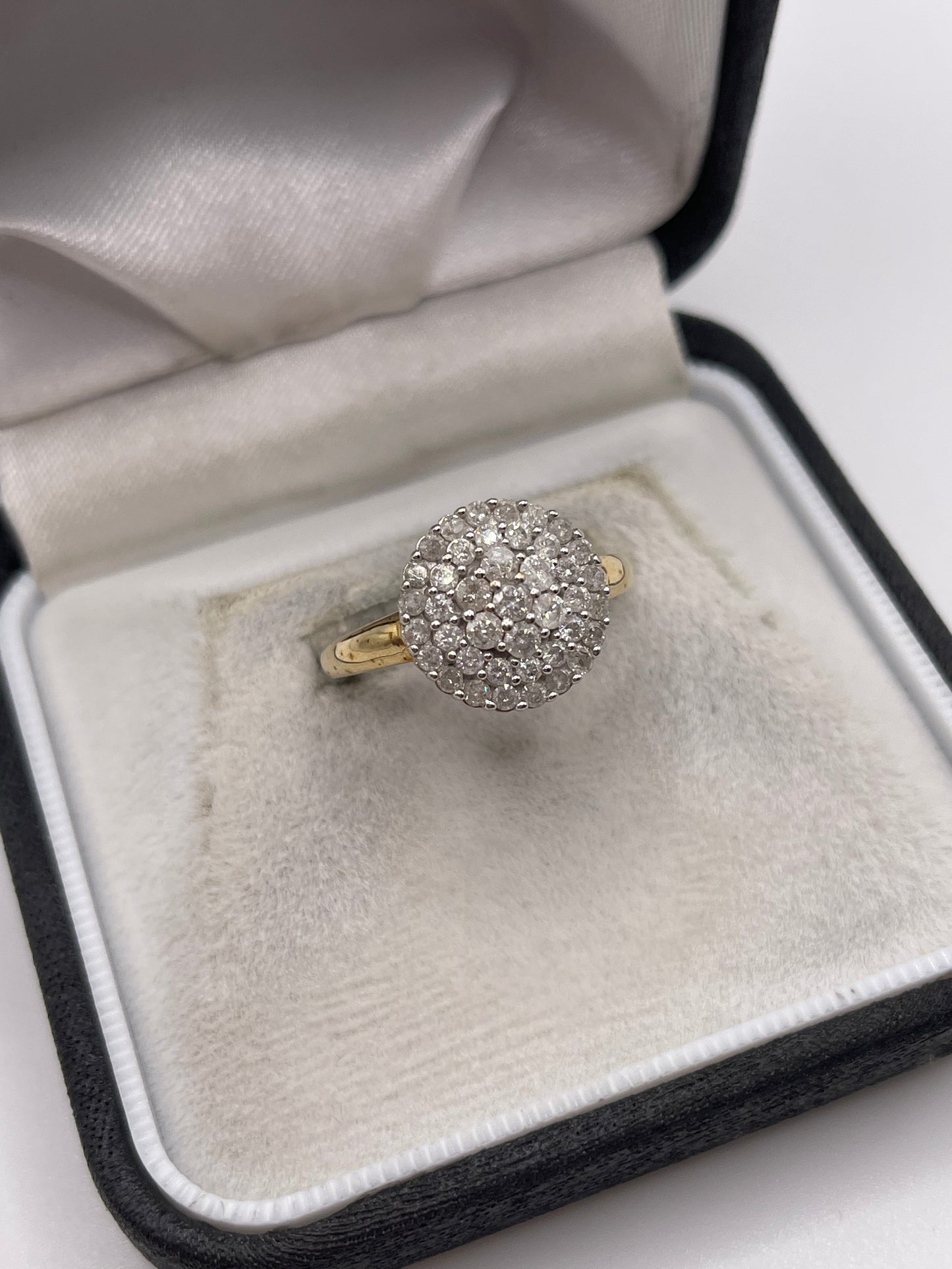 9ct gold 1ct diamond cluster ring