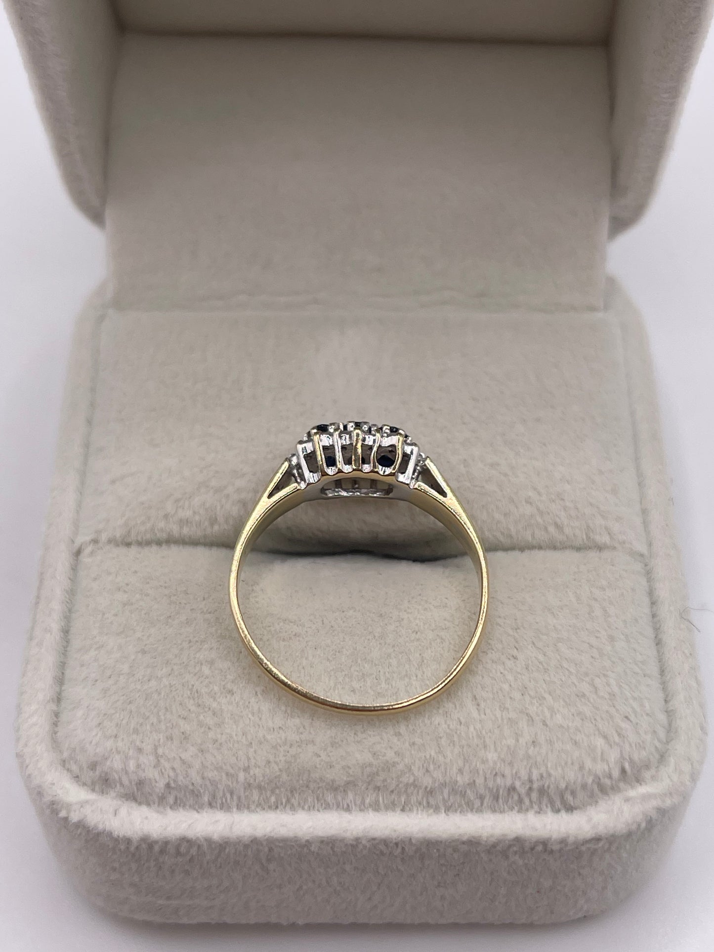 9ct gold sapphire and diamond ring