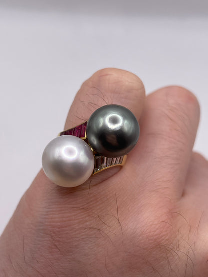 18ct gold pearl, ruby and diamond ring