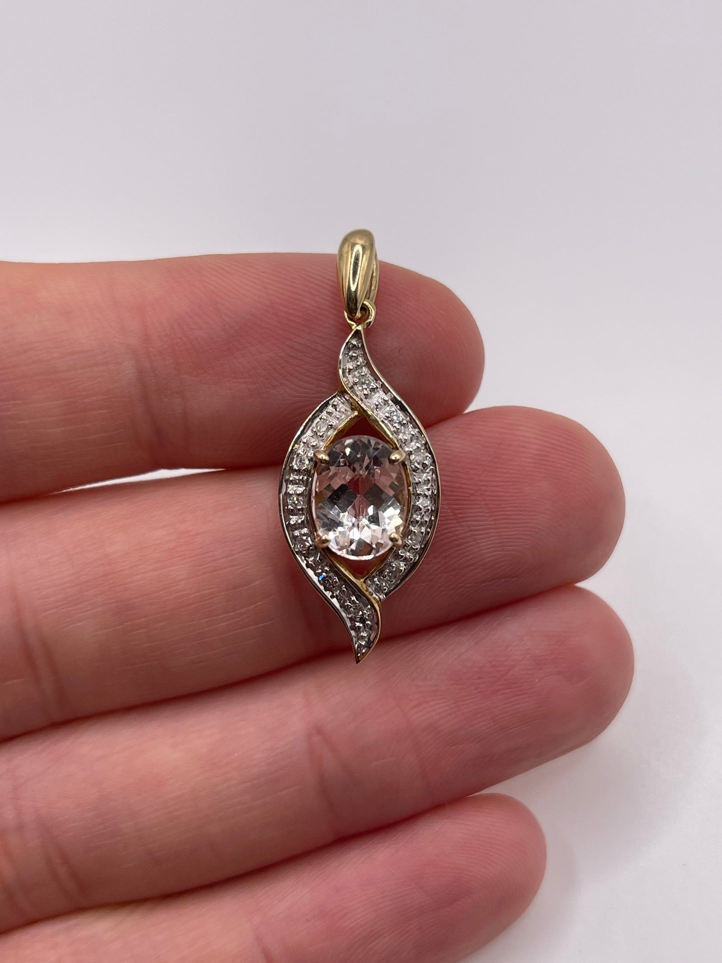 9ct gold morganite and diamond pendant