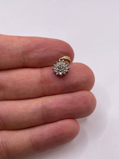 9ct gold diamond cluster pendant