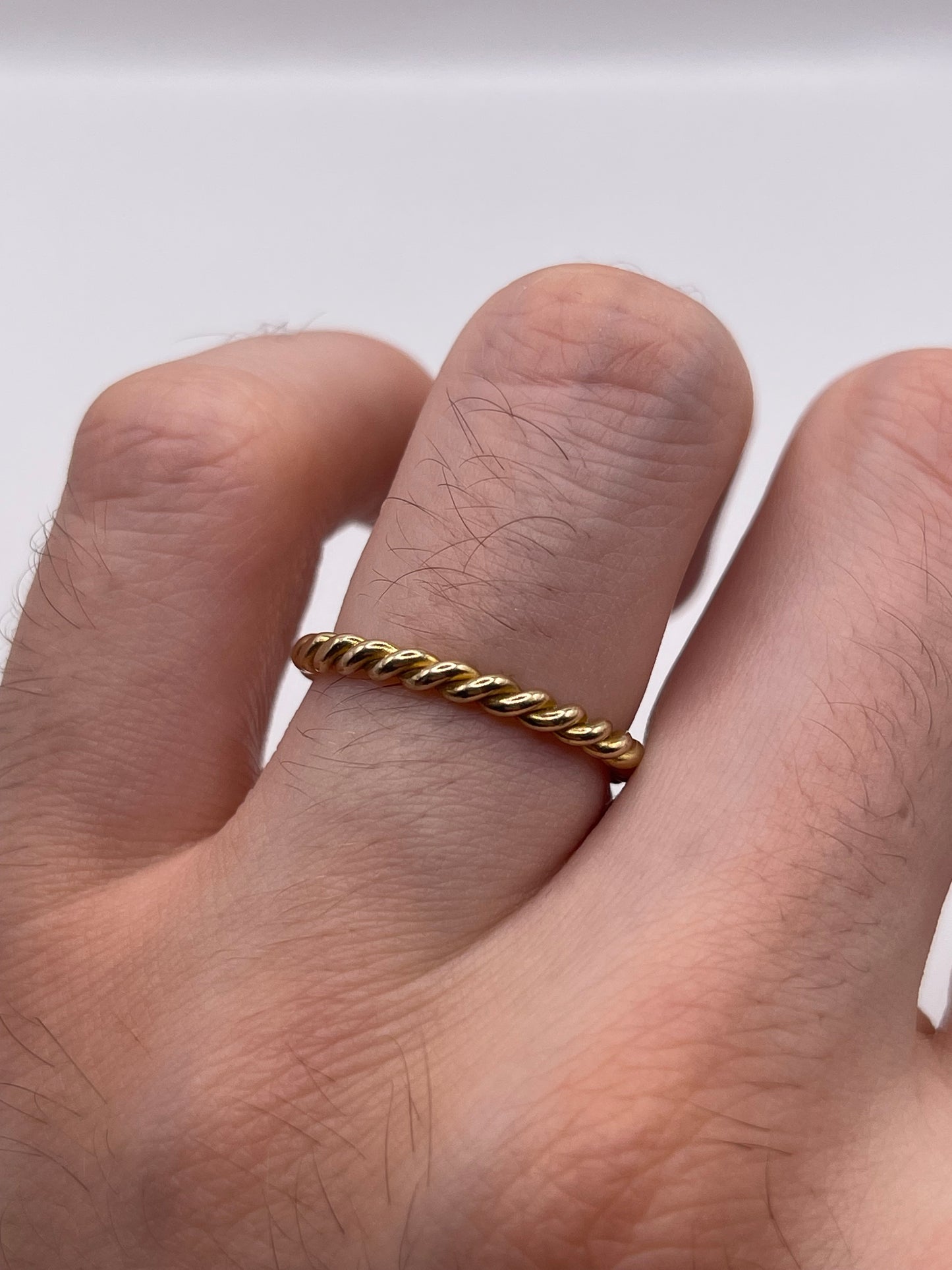9ct gold band