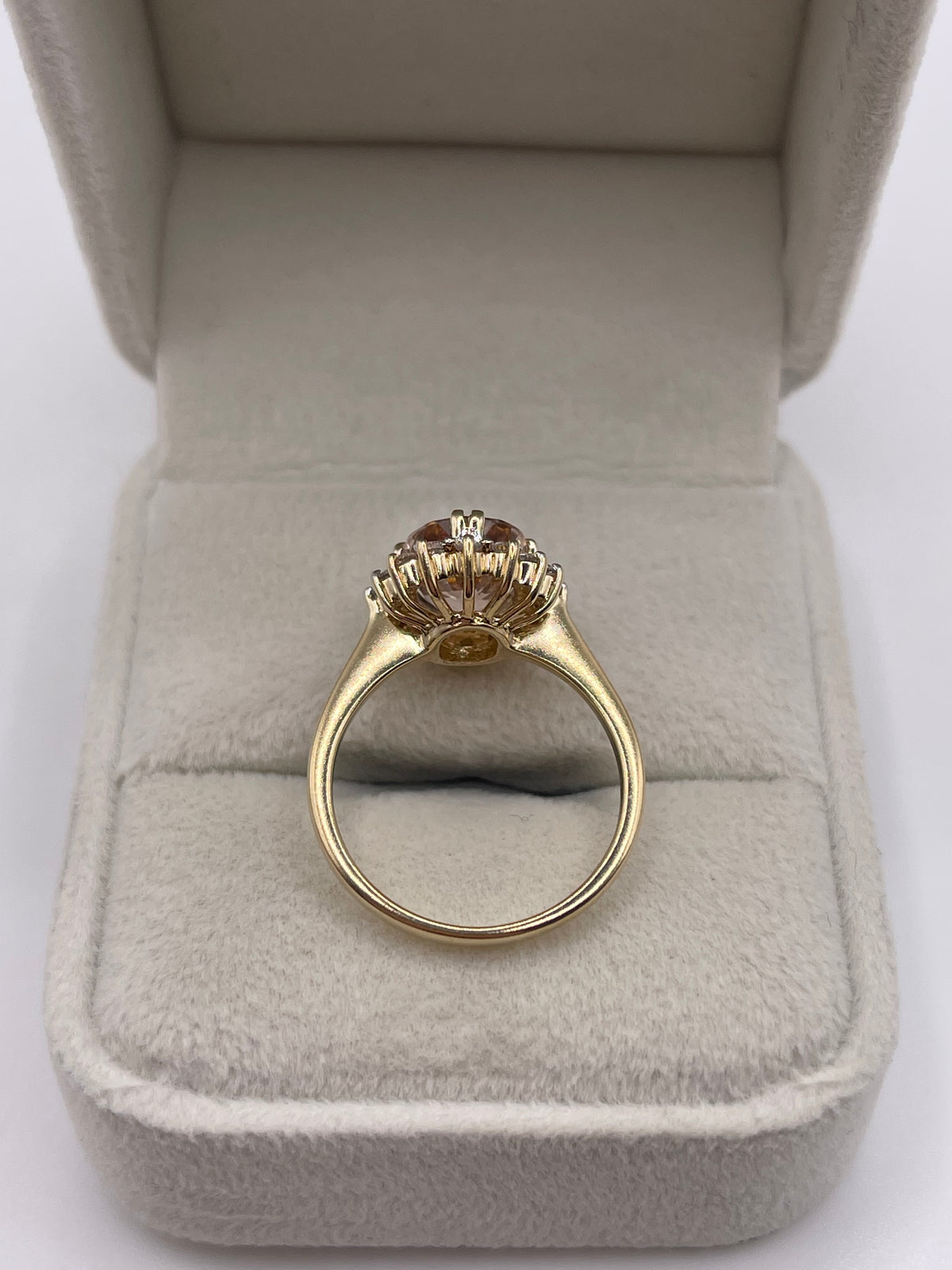 9ct gold morganite and zircon ring