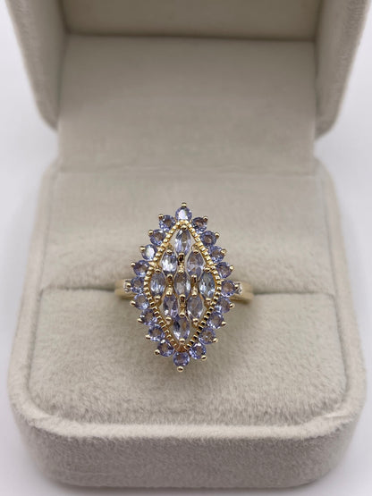 9ct gold tanzanite and diamond ring