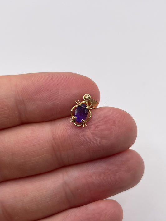 9ct gold amethyst pendant