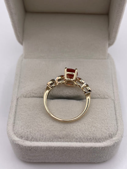 9ct gold quartz and zircon ring