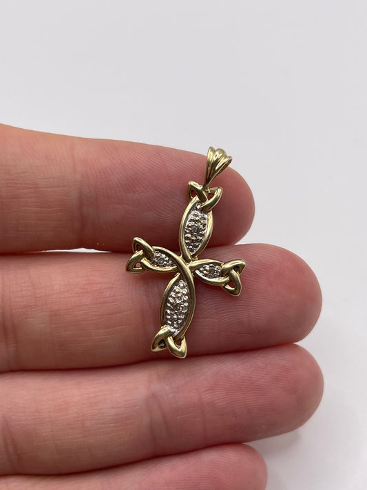 9ct gold diamond cross pendant