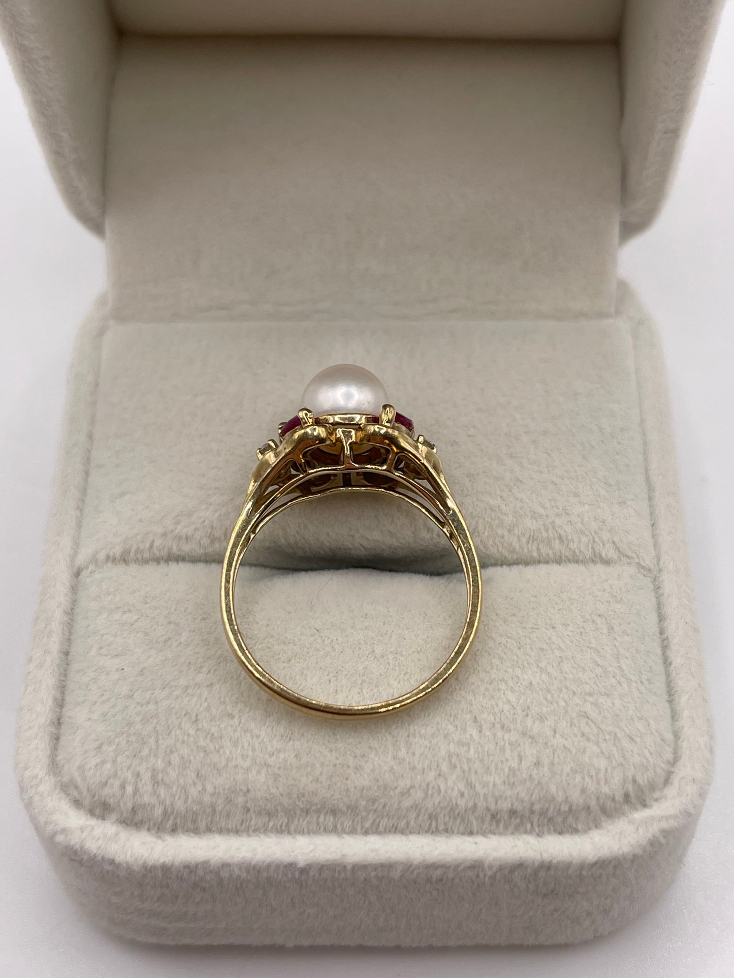 9ct gold pearl, ruby and diamond ring