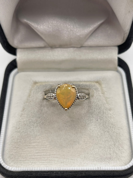 9ct gold opal and zircon ring