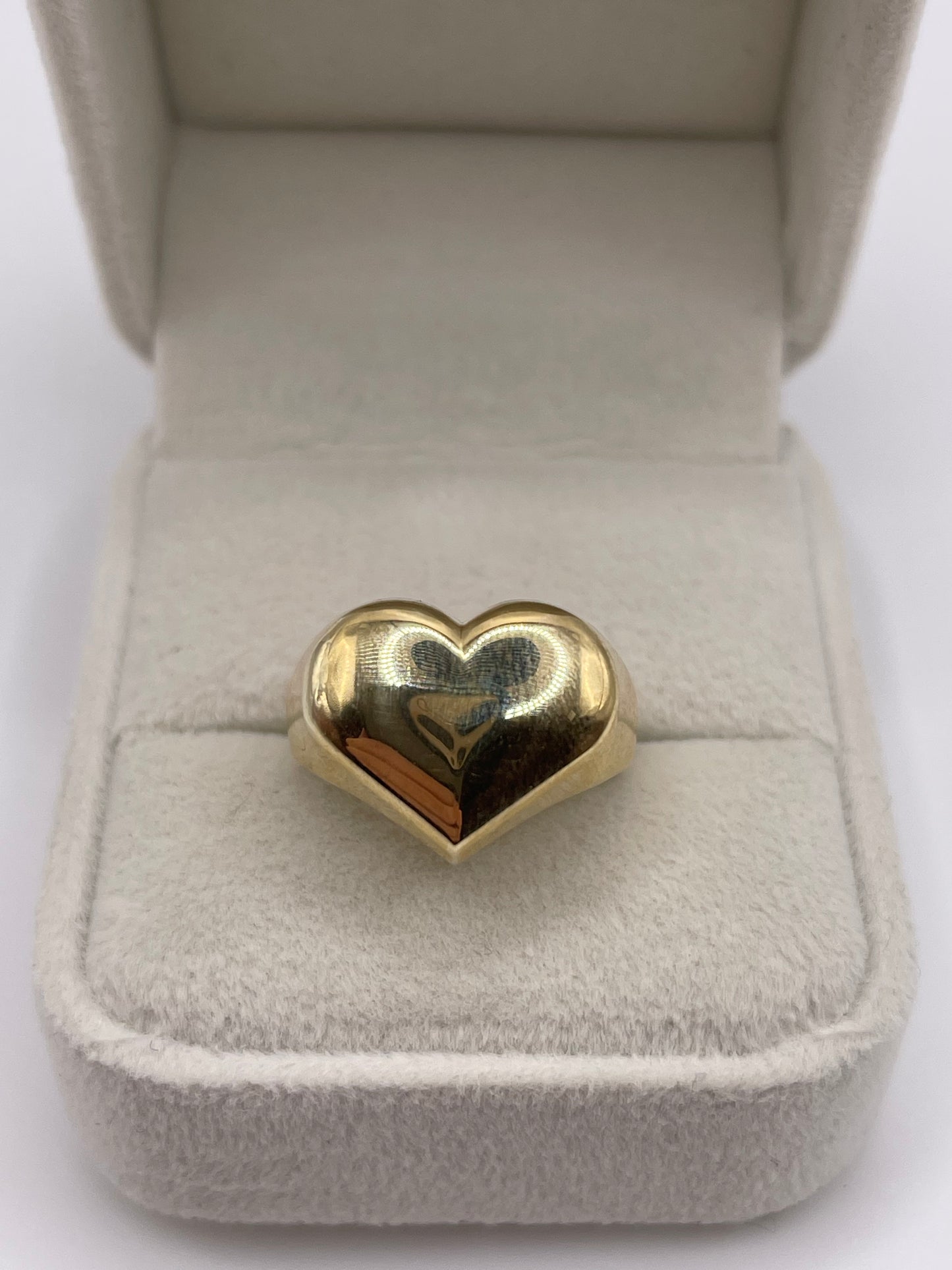 9ct gold heart ring