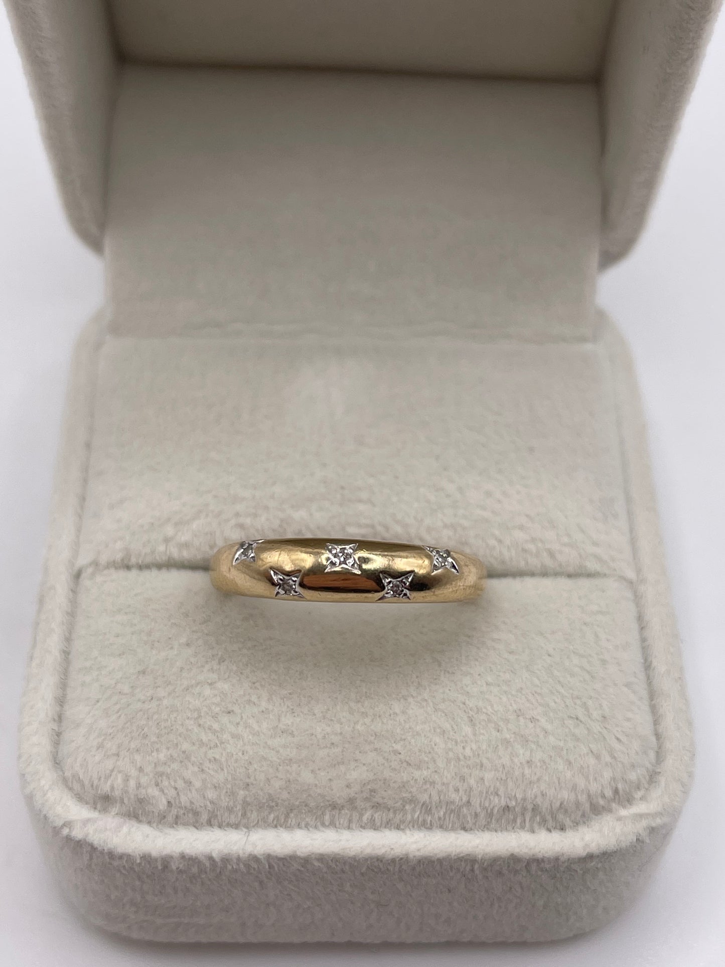 9ct gold diamond star ring