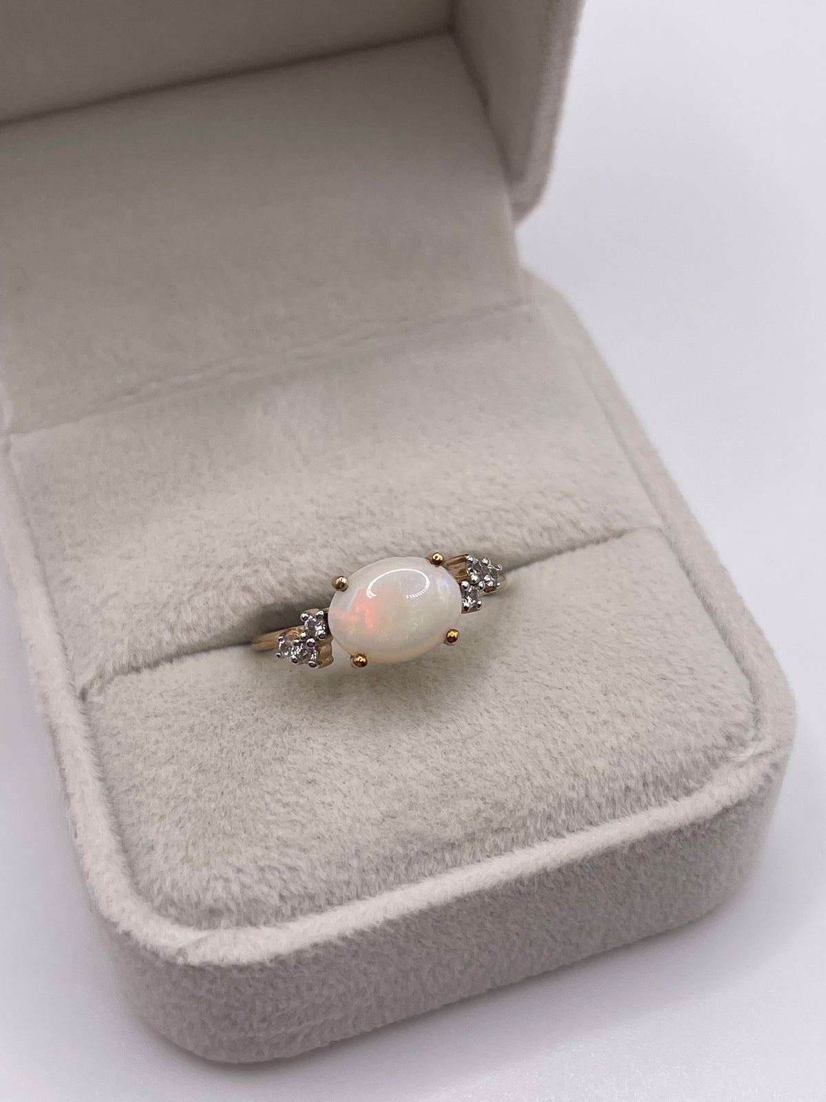 9ct gold opal and zircon ring