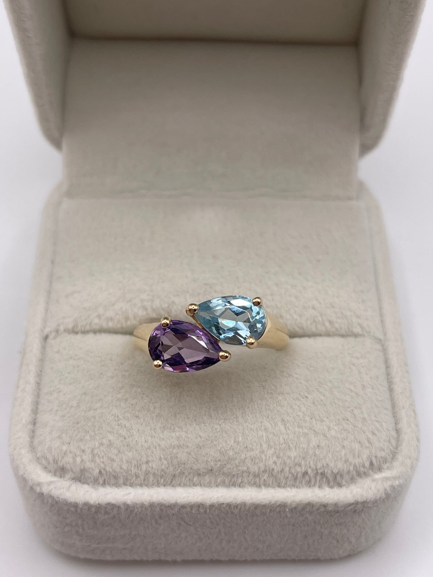 14ct gold amethyst and topaz ring