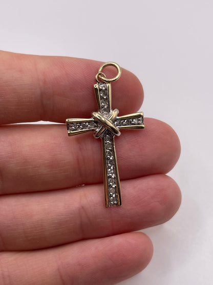 9ct gold diamond cross pendant