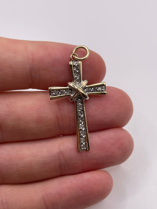 9ct gold diamond cross pendant