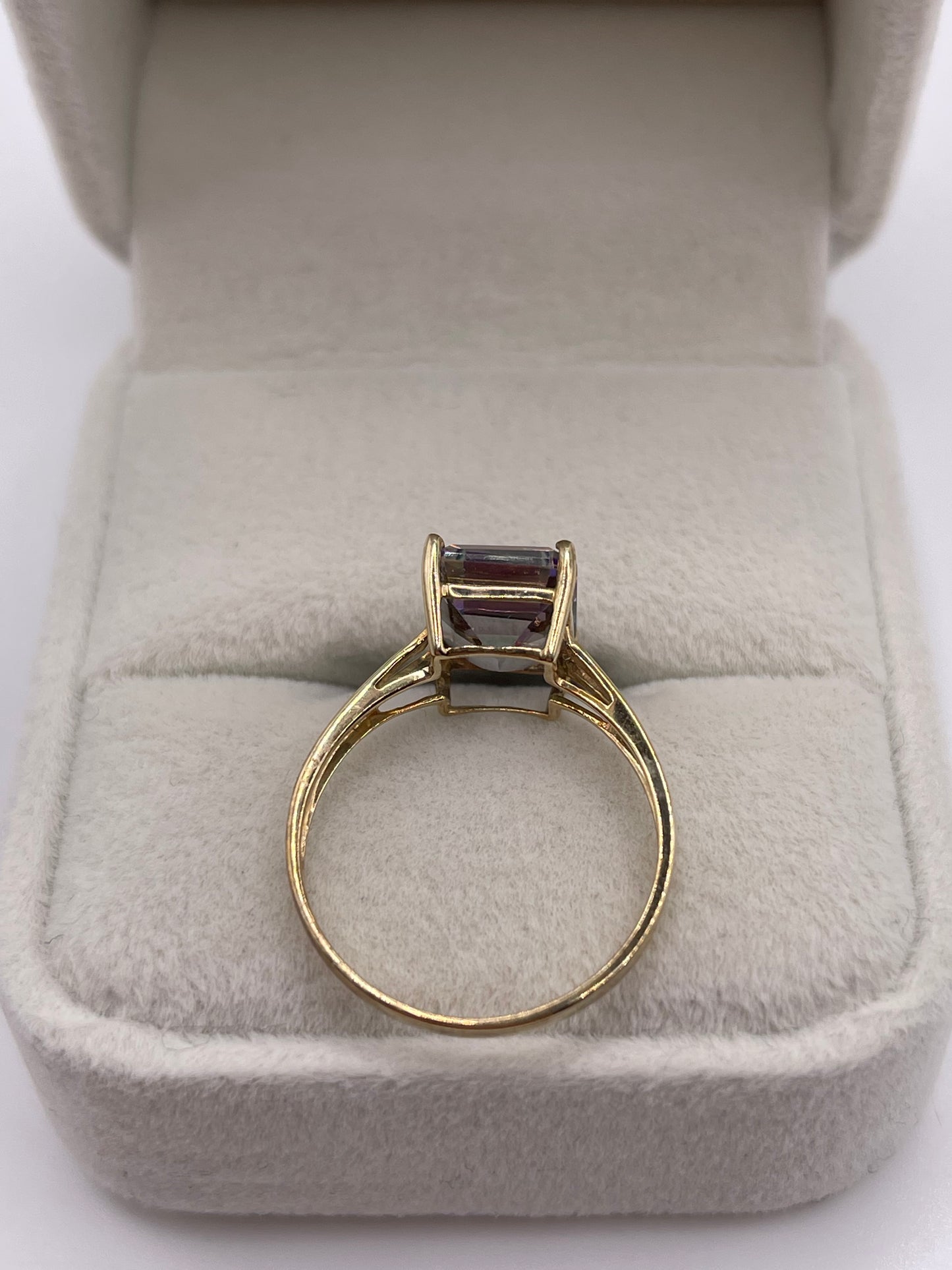 9ct gold mystic topaz ring