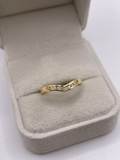 18ct gold diamond wishbone ring