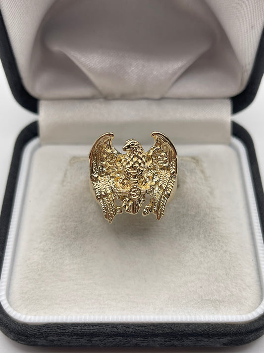 Heavy 9ct gold eagle ring