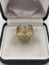 Load image into Gallery viewer, Heavy 9ct gold eagle ring
