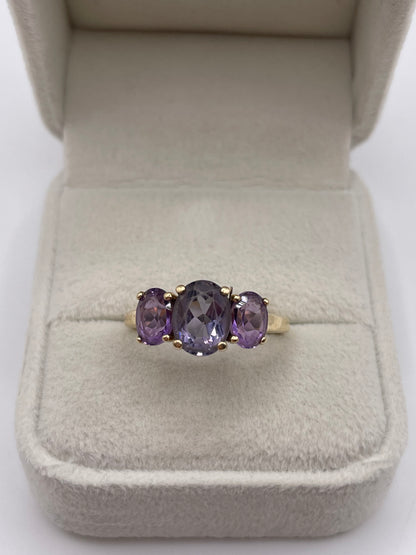 9ct gold iolite and amethyst ring