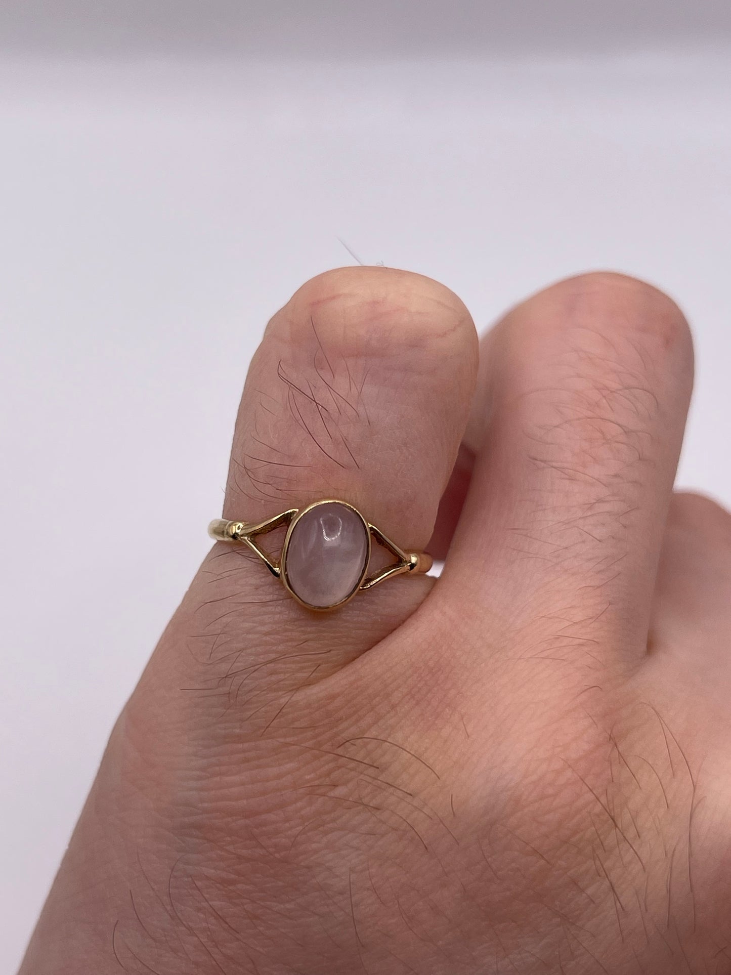 9ct gold rose quartz ring