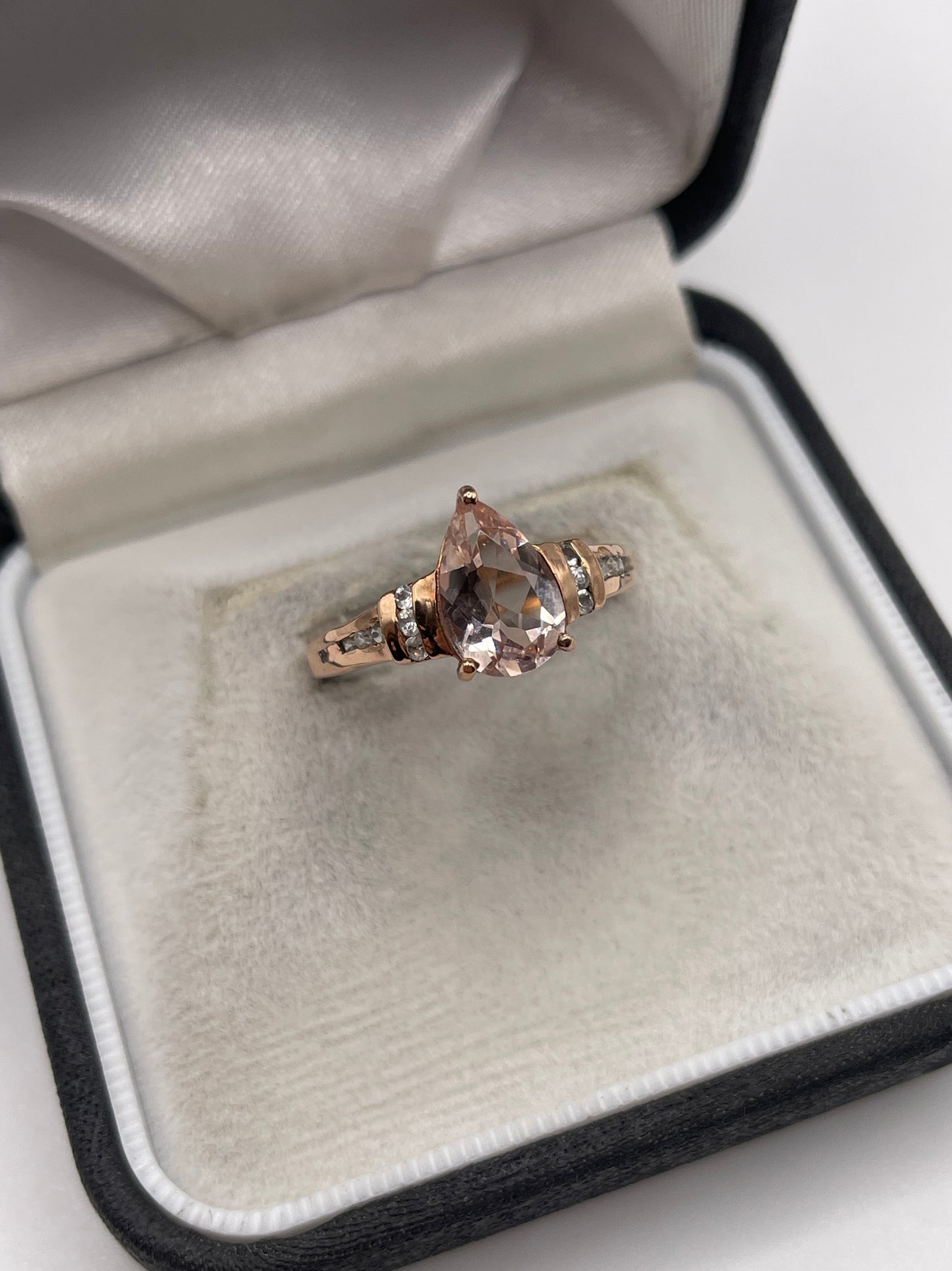 9ct rose gold morganite and zircon ring
