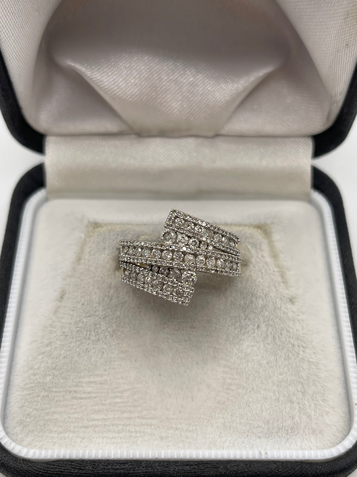 9ct gold 1ct diamond cluster ring