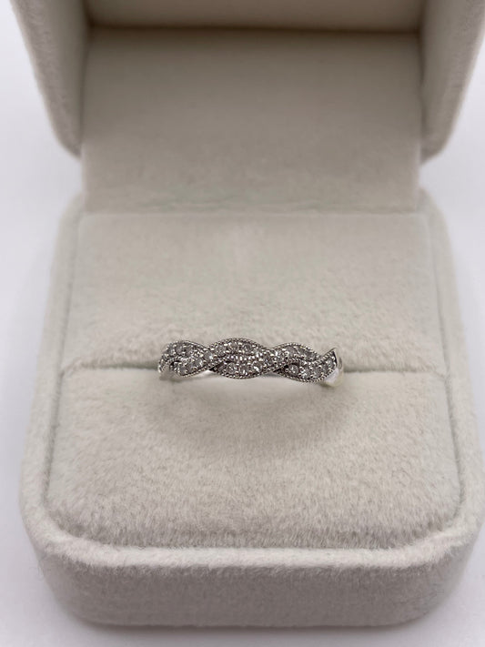 9ct white gold diamond ring