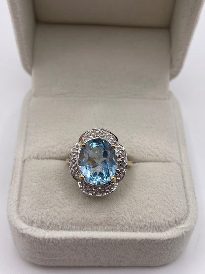 9ct gold topaz and diamond ring